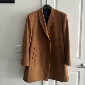 Kenneth Cole top coat. Size is 50R condition is excellent. Wore one time